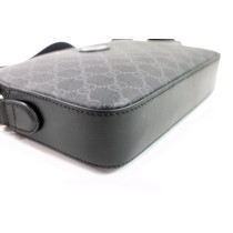 Gucci Hard Trunk GG Supreme Nero